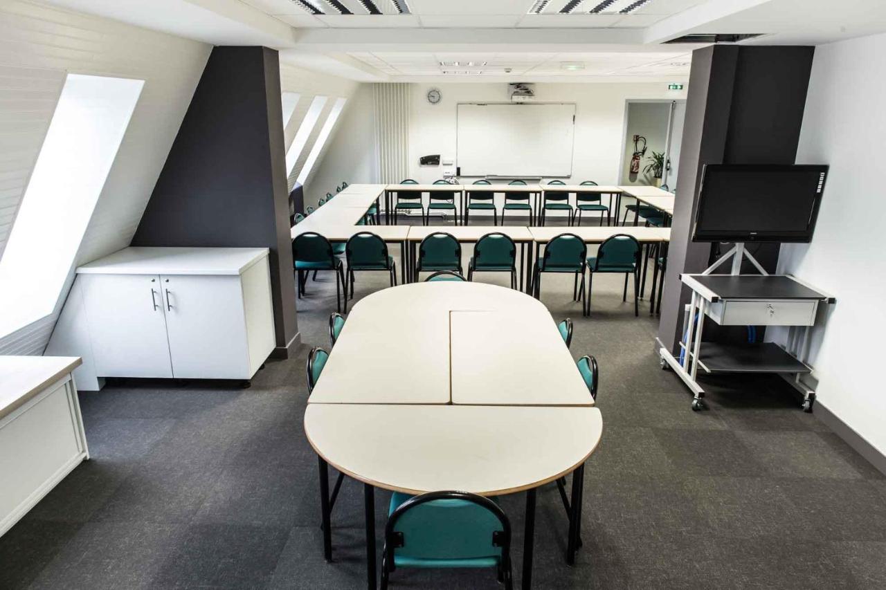 라발 Centre International De Sejour 호스텔 외부 사진